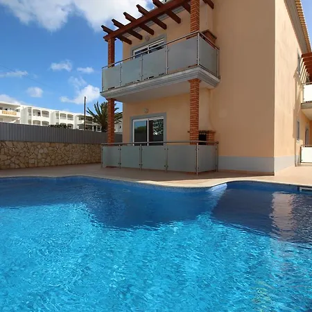 Oura Pereira Апартаменти