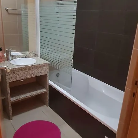 Oura Pereira Апартаменти